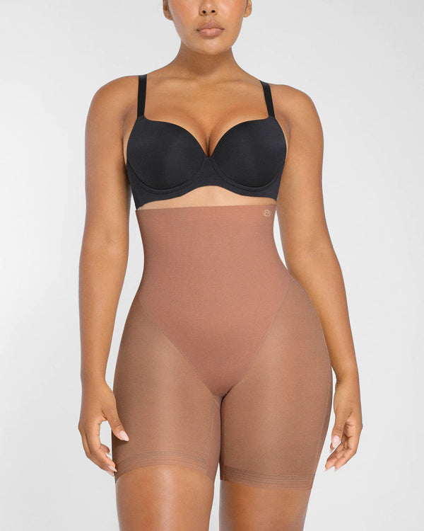 AirSlim® Mesh Smooth Butt-Lifting Shorts