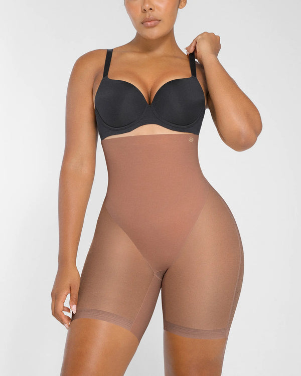 AirSlim® Mesh Smooth Butt-Lifting Shorts