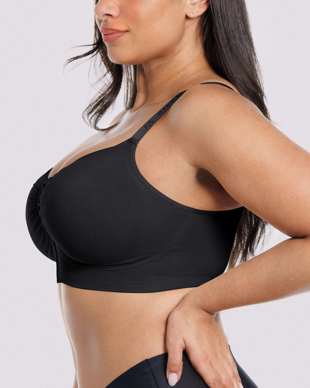 Bare Essentials™ Skin Flow™ Front-Zipper Wireless Bra