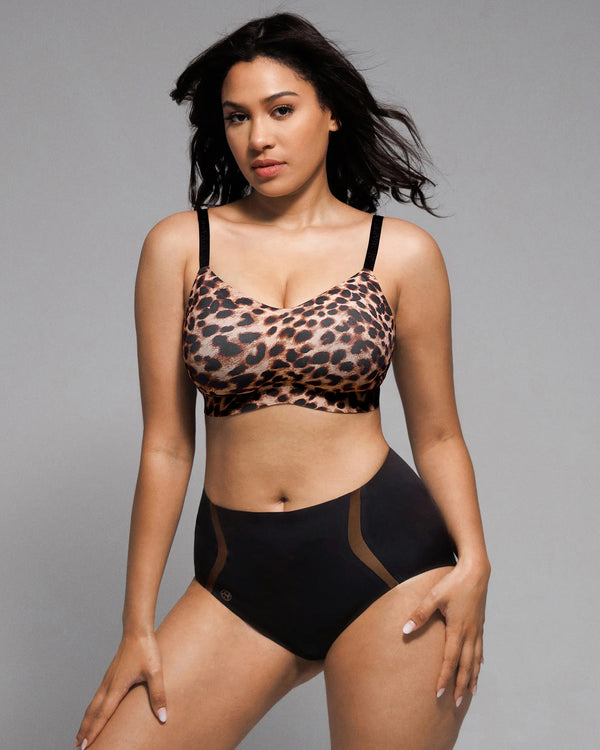 Bare Essentials™ Cream Touch™ Smoothing Wireless Bra