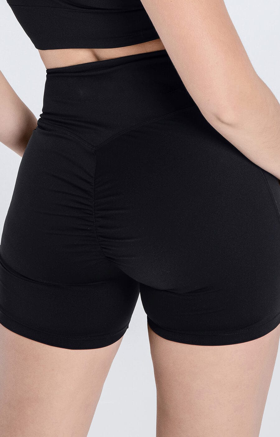 Move Free Bike Short with Pockets