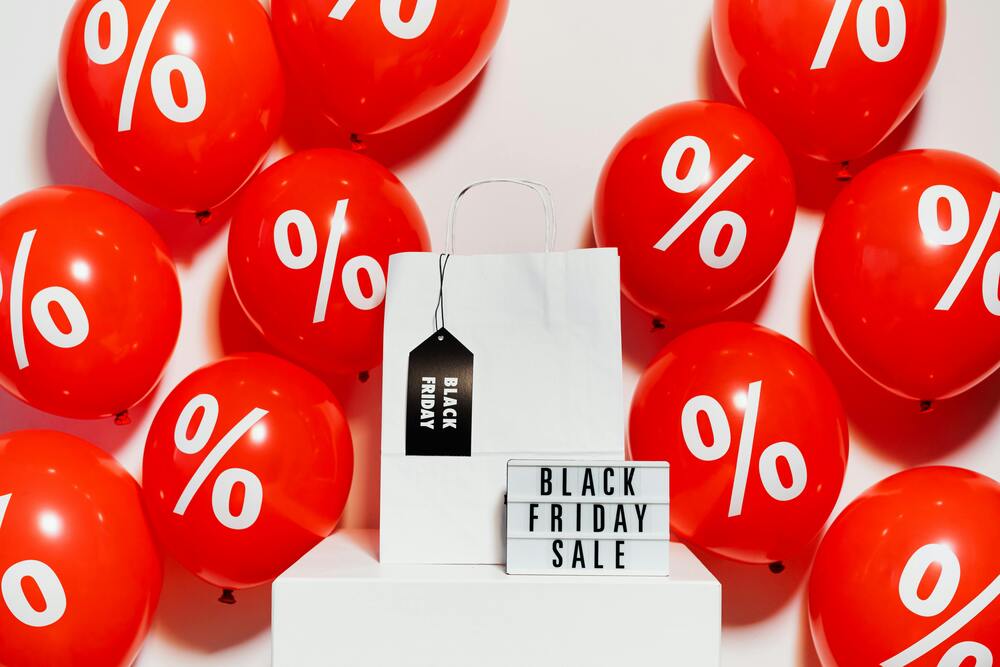 2025 Black Friday Shopping Guide: How to Find the Best Shapewear Sale This Year