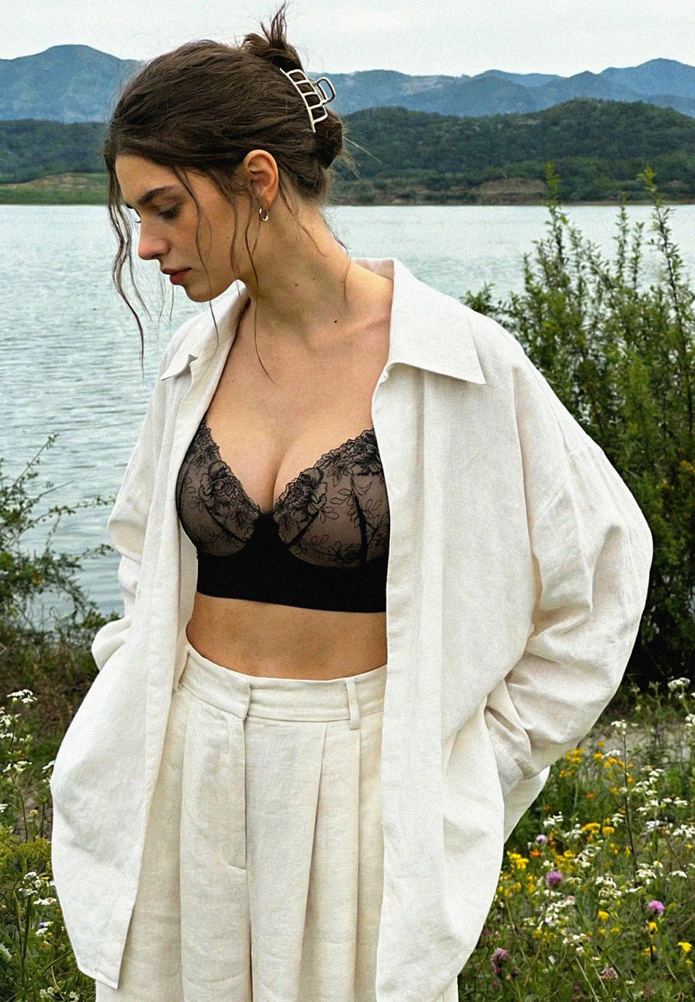 Back Smoothing Lace Underwire Bra