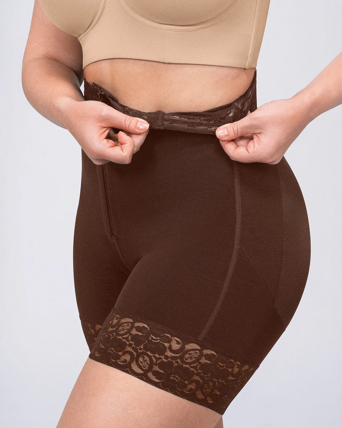 BOOT-YEAH™ AirSlim® Mid-Rise Steel Boned Butt-Lifting Short