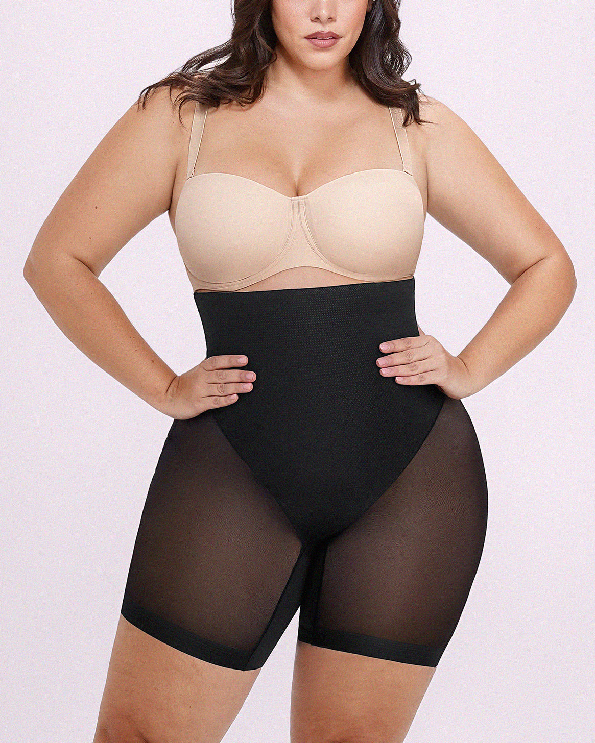 MeshSmooth™ High-Waisted Mid Thigh Short