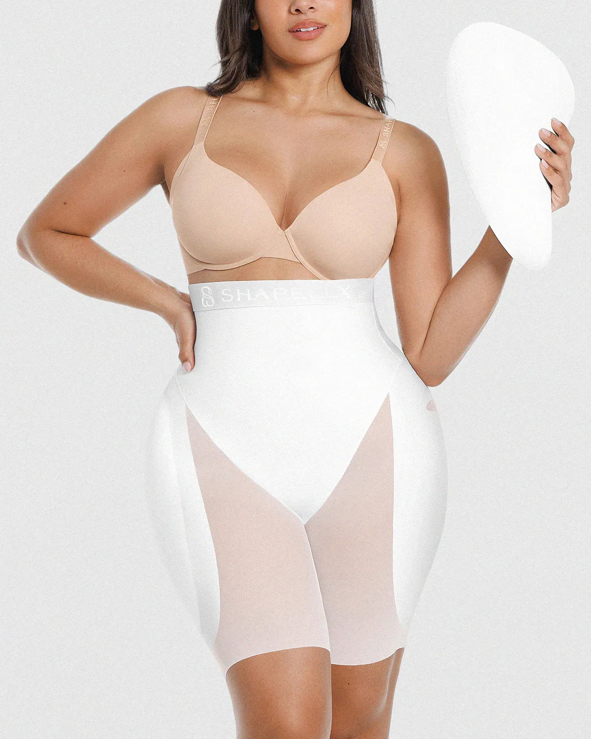 Built-in hip pads add volume while maintaining a smooth natural shape