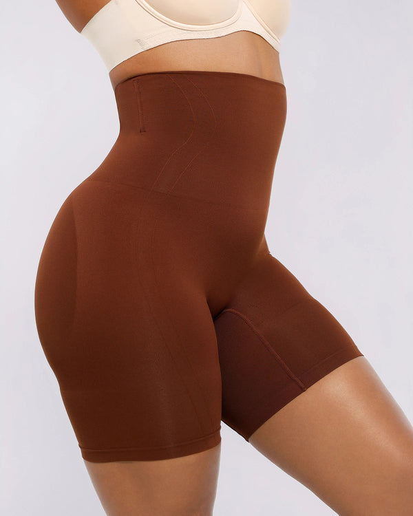 Bare Essentials™ Skin Flow™ Everyday Shaping Short