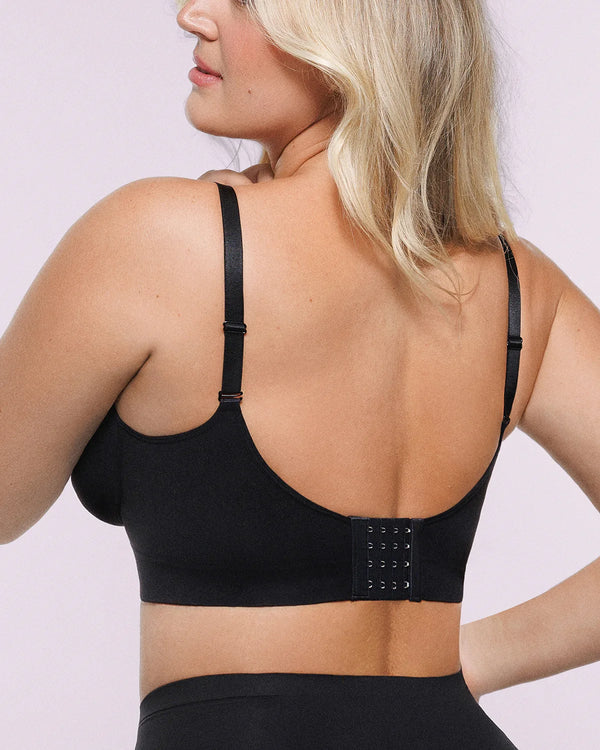 Bare Essentials™ Skin Flow™ Smooth Unlined Wireless Bra