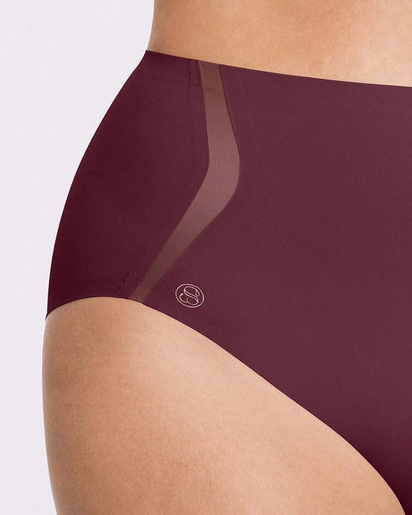 Curve Code™ Contour Comfy Smoothing Brief