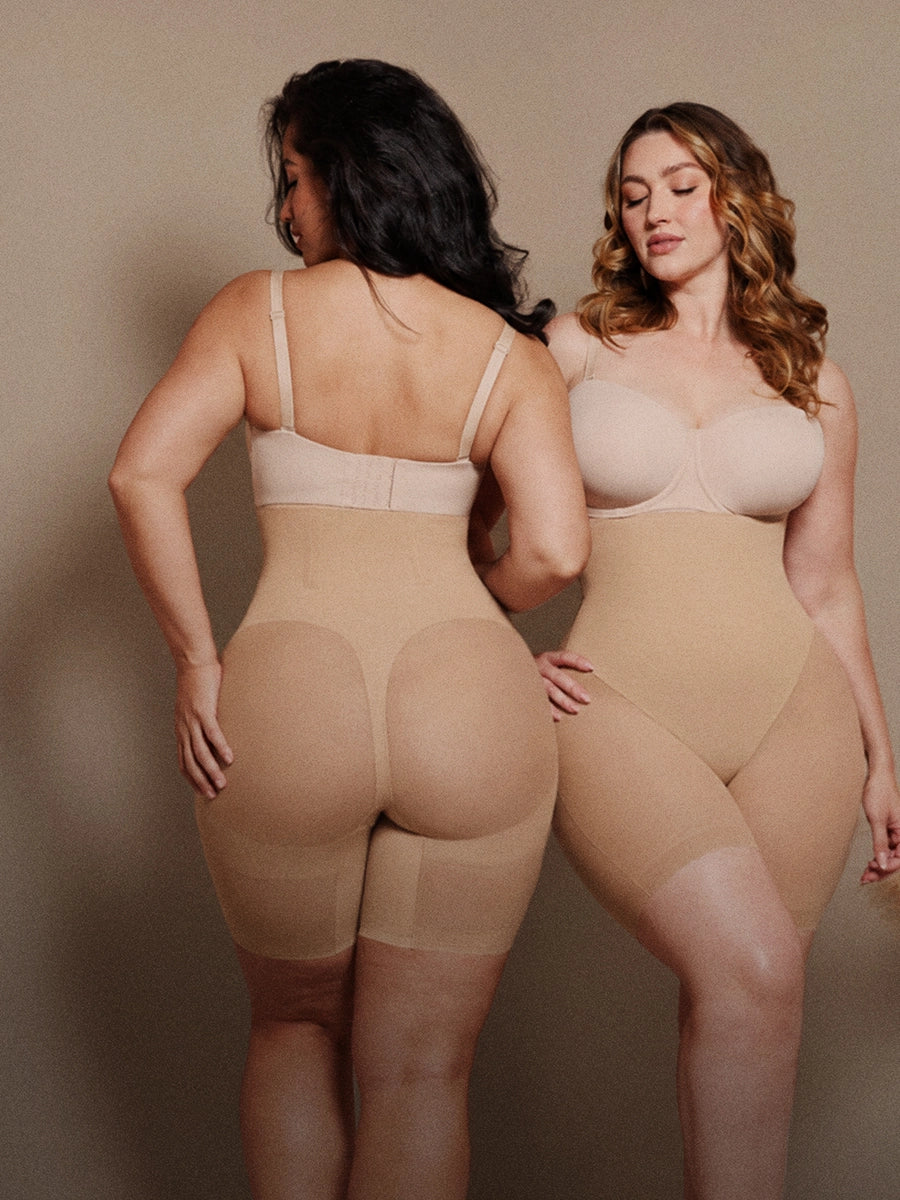 High-Waisted 
Mid Thigh Short