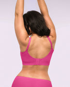 Bare Essentials™ Skin Flow™ Smooth Unlined Wireless Bra