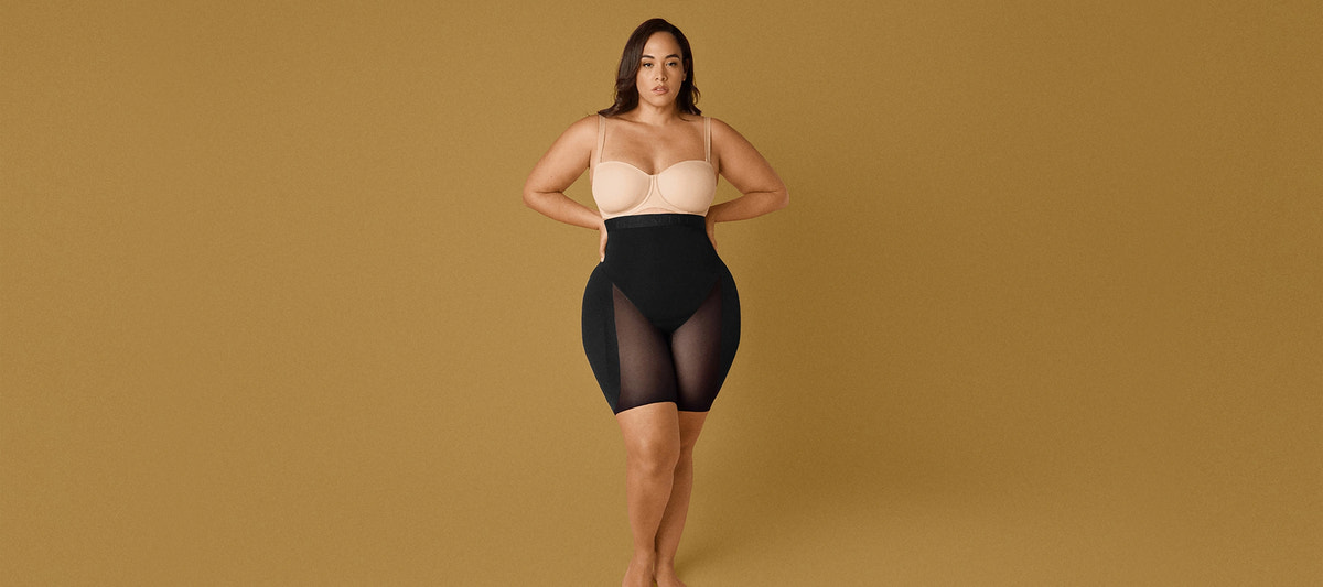 MeshSmooth™ Hip Enhancer Padded Short